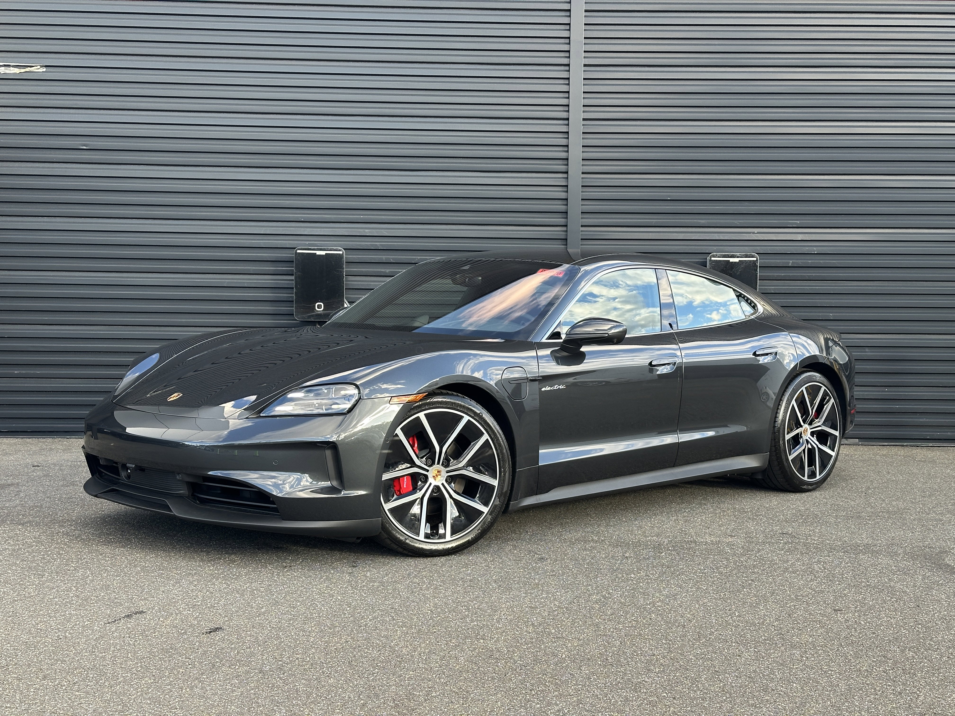 New 2026 Porsche Taycan 4S image 1