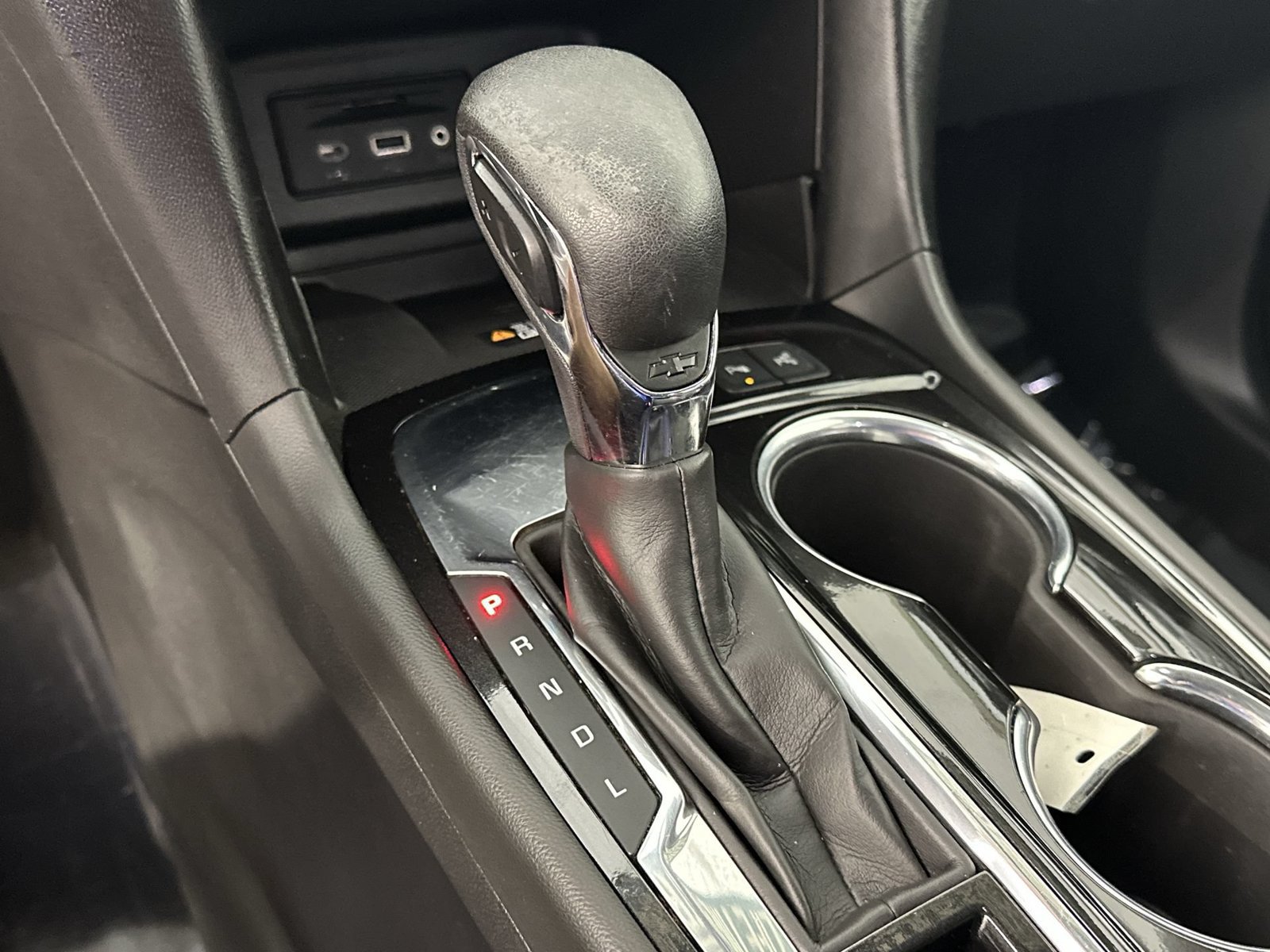 Used 2023 Chevrolet Equinox Premier FWD image 20