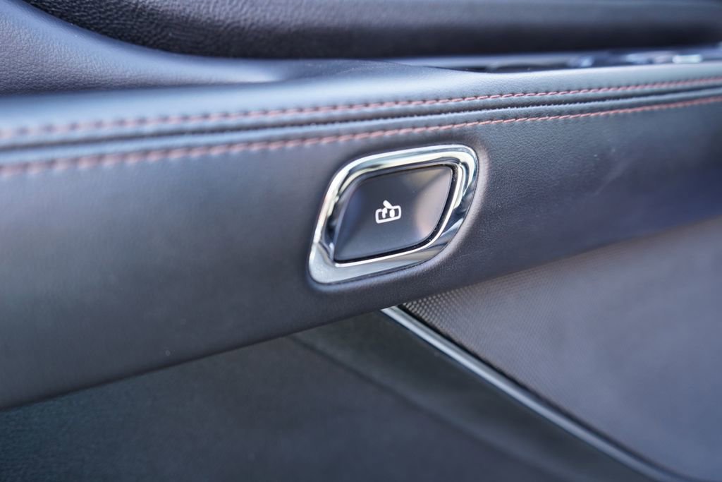 Used 2024 Lincoln Aviator Reserve image 30