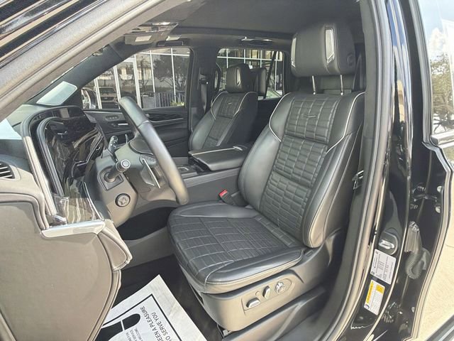Certified 2023 Cadillac Escalade V AWD/4WD image 19