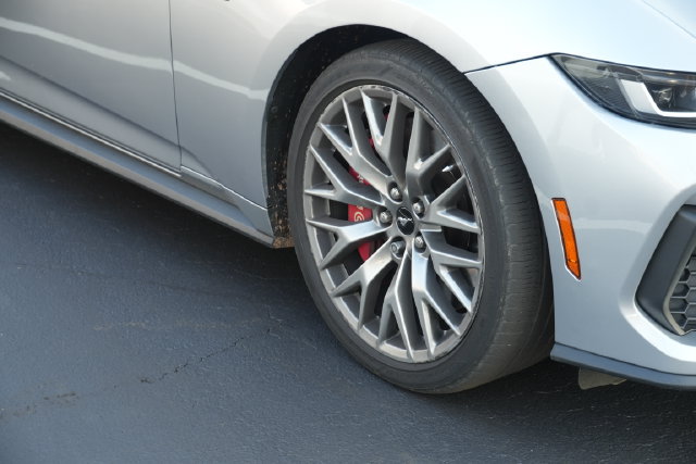 Used 2024 Ford Mustang GT Premium RWD image 2