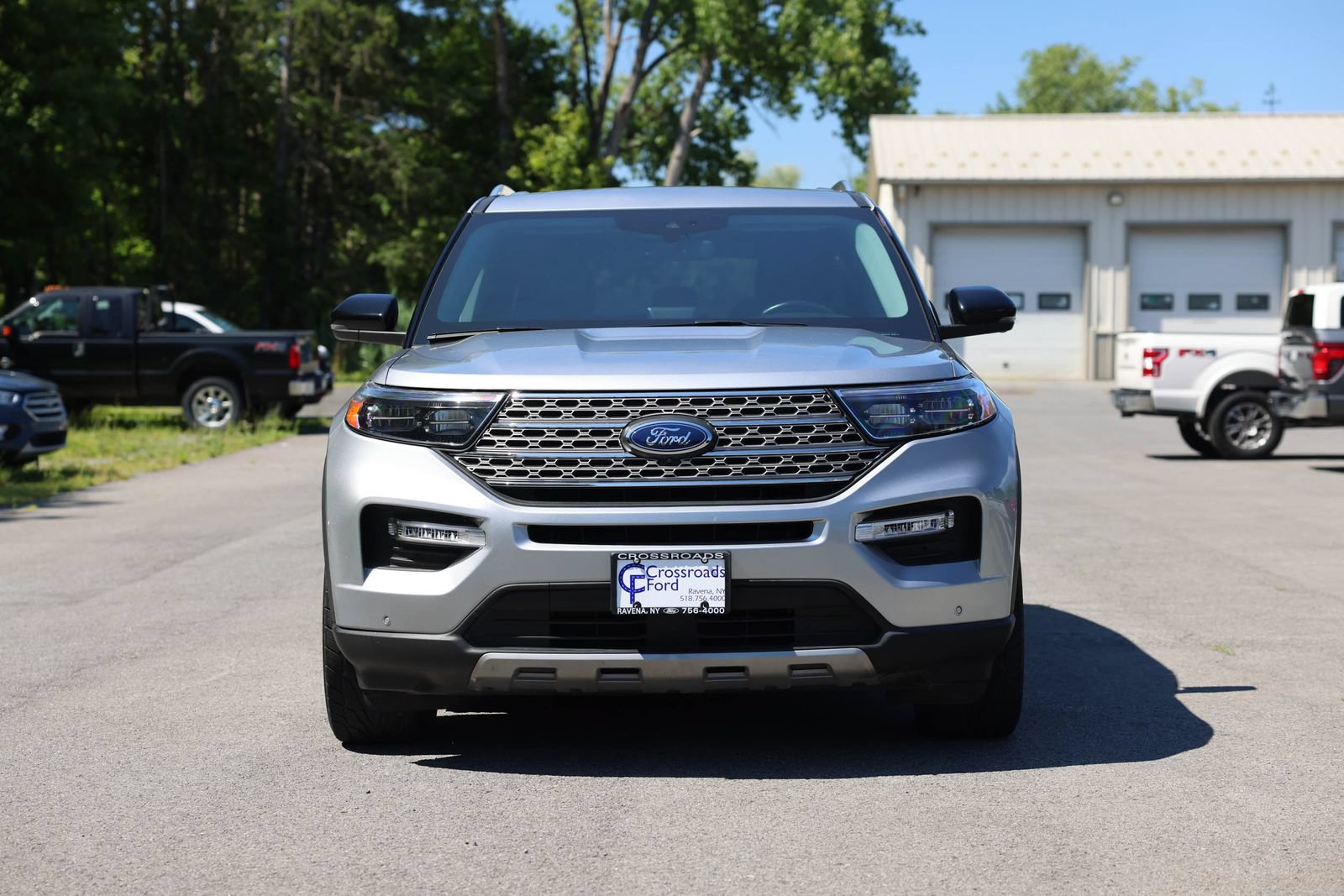 Certified 2023 Ford Explorer Limited w/ Limited Technology Package AWD/4WD image 2