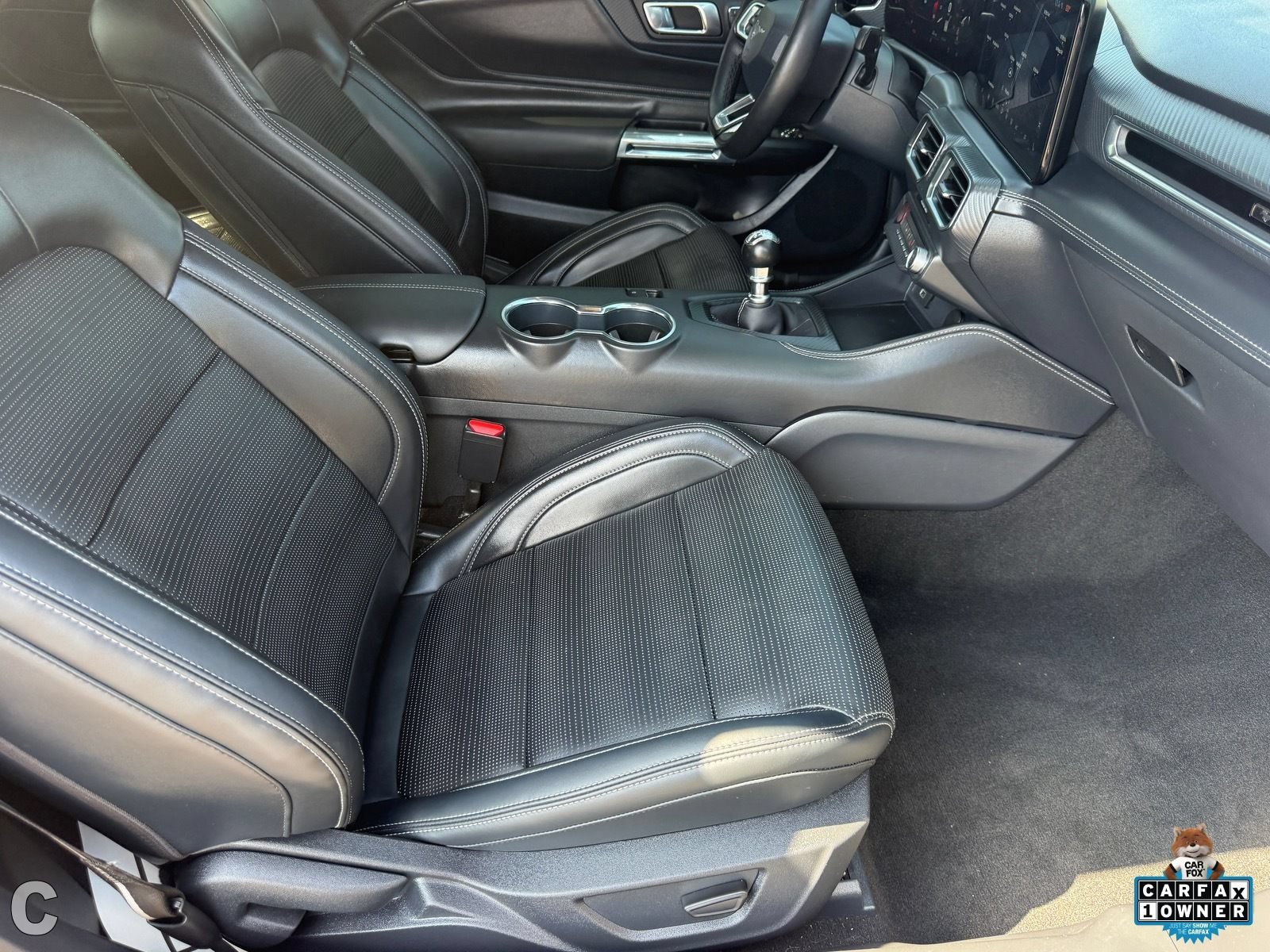 Used 2025 Ford Mustang GT Premium RWD image 29