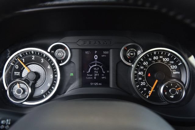 Used 2022 RAM 1500 Big Horn AWD/4WD image 12