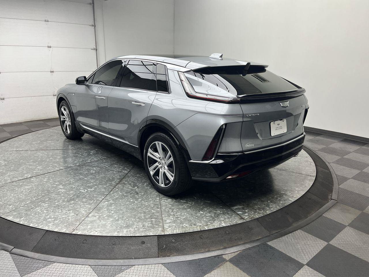 Certified 2024 Cadillac Lyriq Tech w/ LPO, Floor Liner Package AWD/4WD image 2