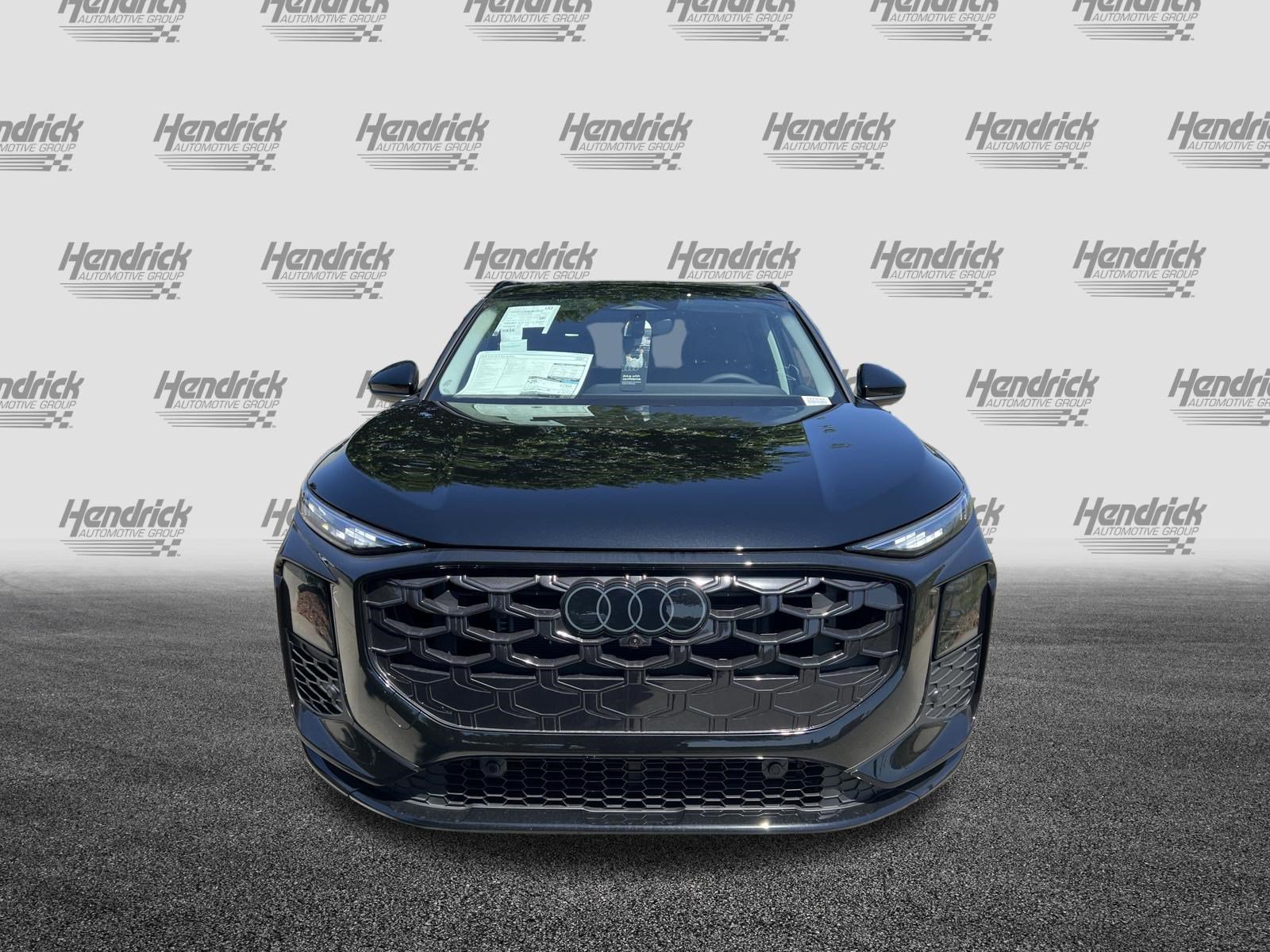 Used 2026 Audi Q3 quattro 2.0T w/ Driver Assistance Package AWD/4WD image 3