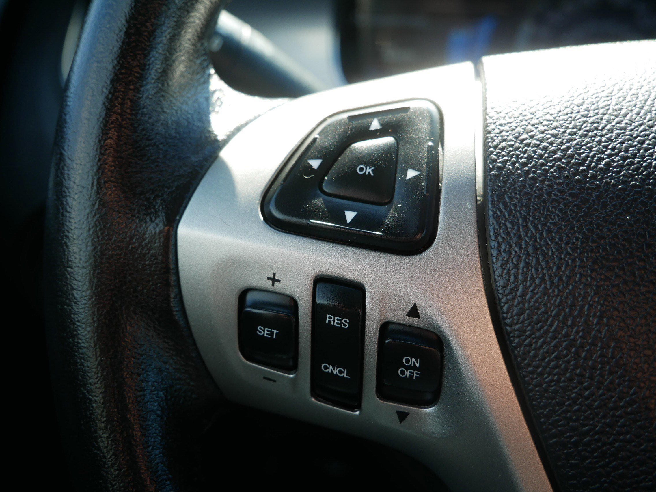 Used 2016 Ford Taurus SEL w/ Equipment Group 201A image 31