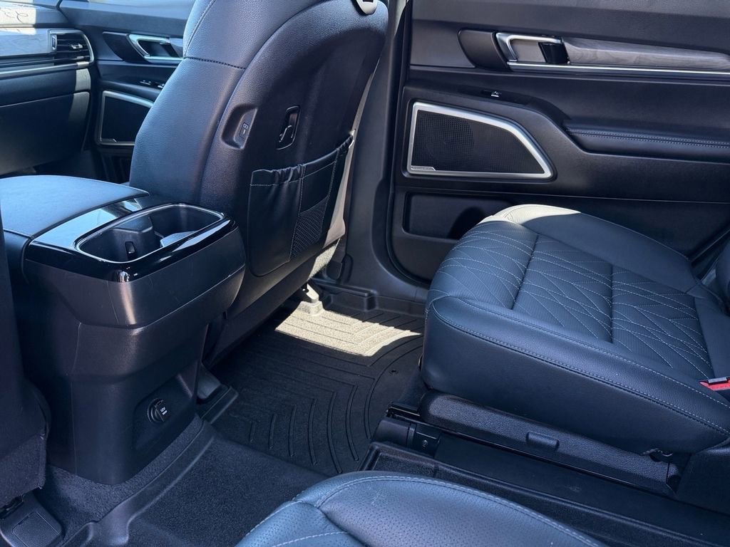 Used 2023 Kia Telluride EX X-Line image 14