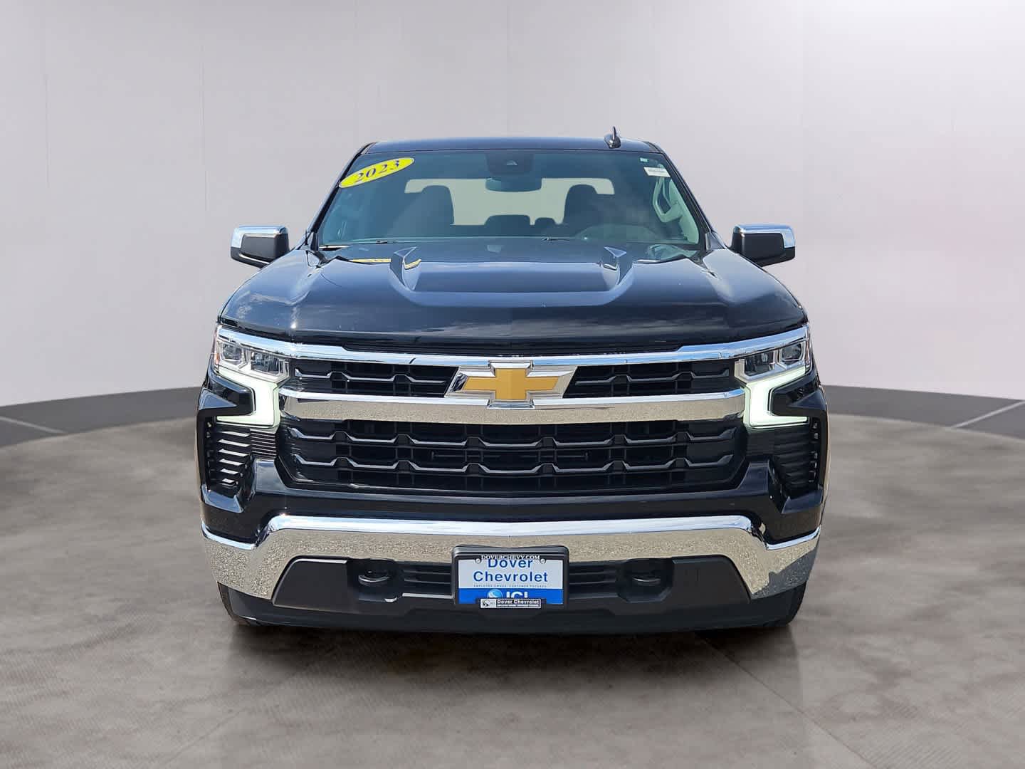 Certified 2023 Chevrolet Silverado 1500 LT AWD/4WD image 2