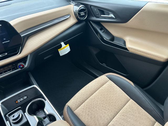 Used 2026 Chevrolet Equinox ACTIV w/ Convenience Package III AWD/4WD image 23