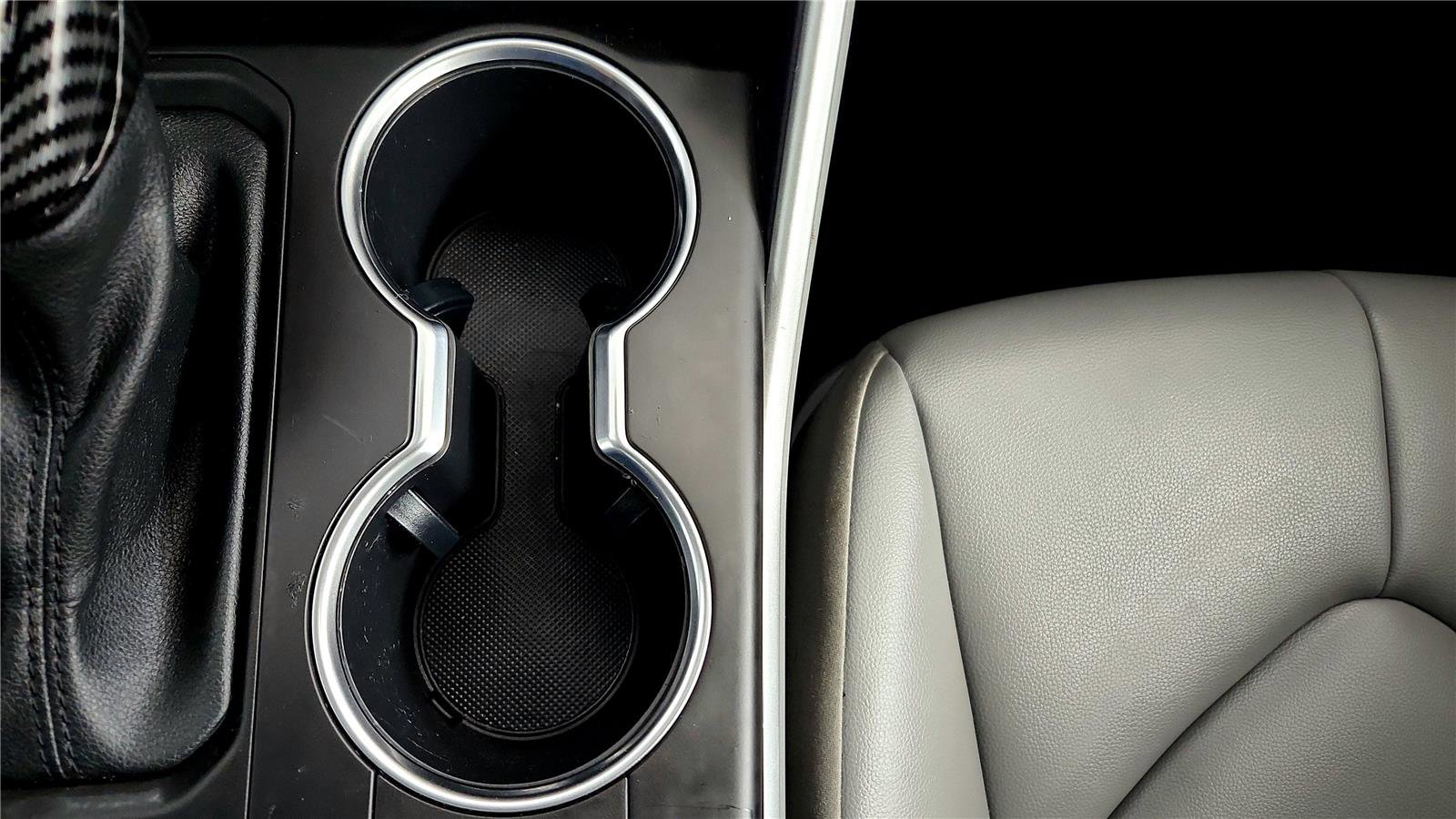 Certified 2022 Toyota Highlander XLE image 35