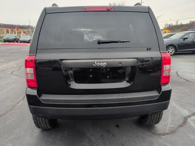 Used 2013 Jeep Patriot Sport image 7