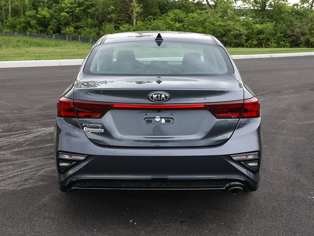 Used 2021 Kia Forte LXS FWD image 5