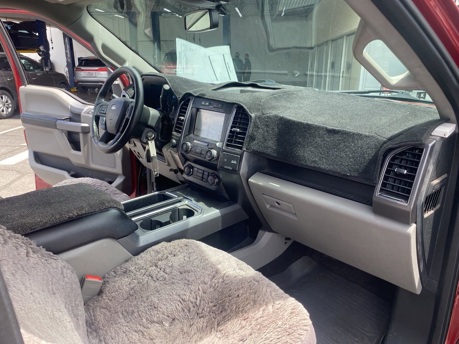 Used 2019 Ford F150 XLT w/ Equipment Group 302A Luxury AWD/4WD image 27