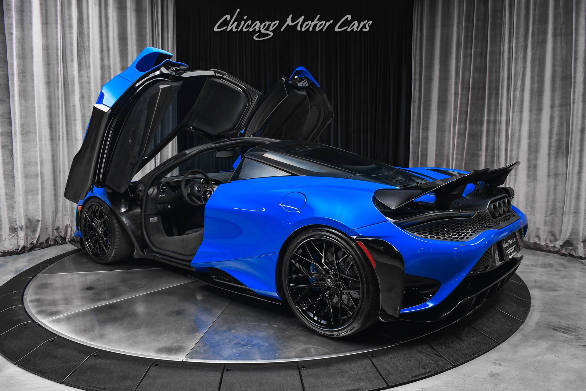 Used 2021 McLaren 765LT RWD image 39