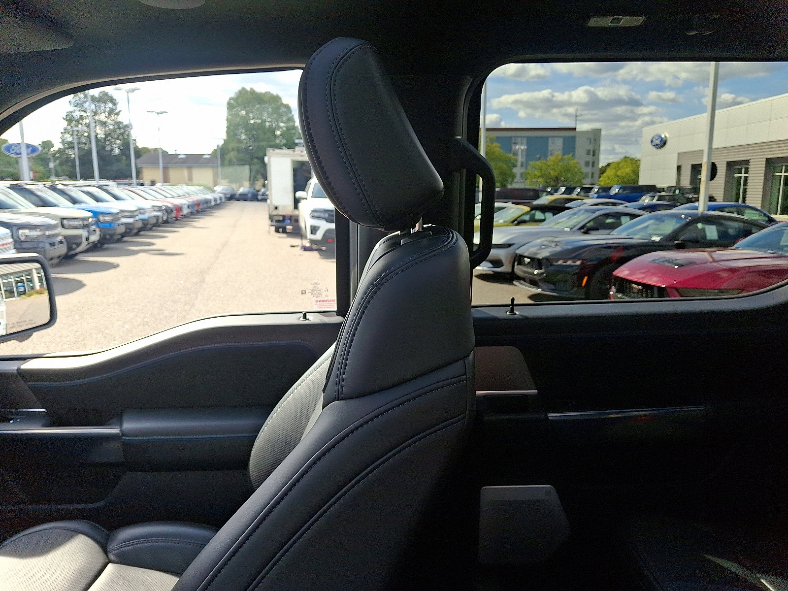 Used 2025 Ford F150 Platinum w/ Equipment Group 702A High image 17