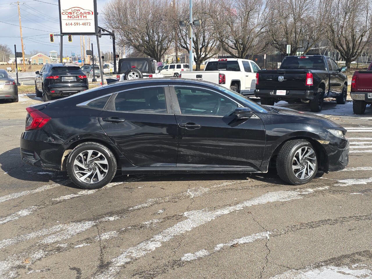 Used 2018 Honda Civic EX image 4