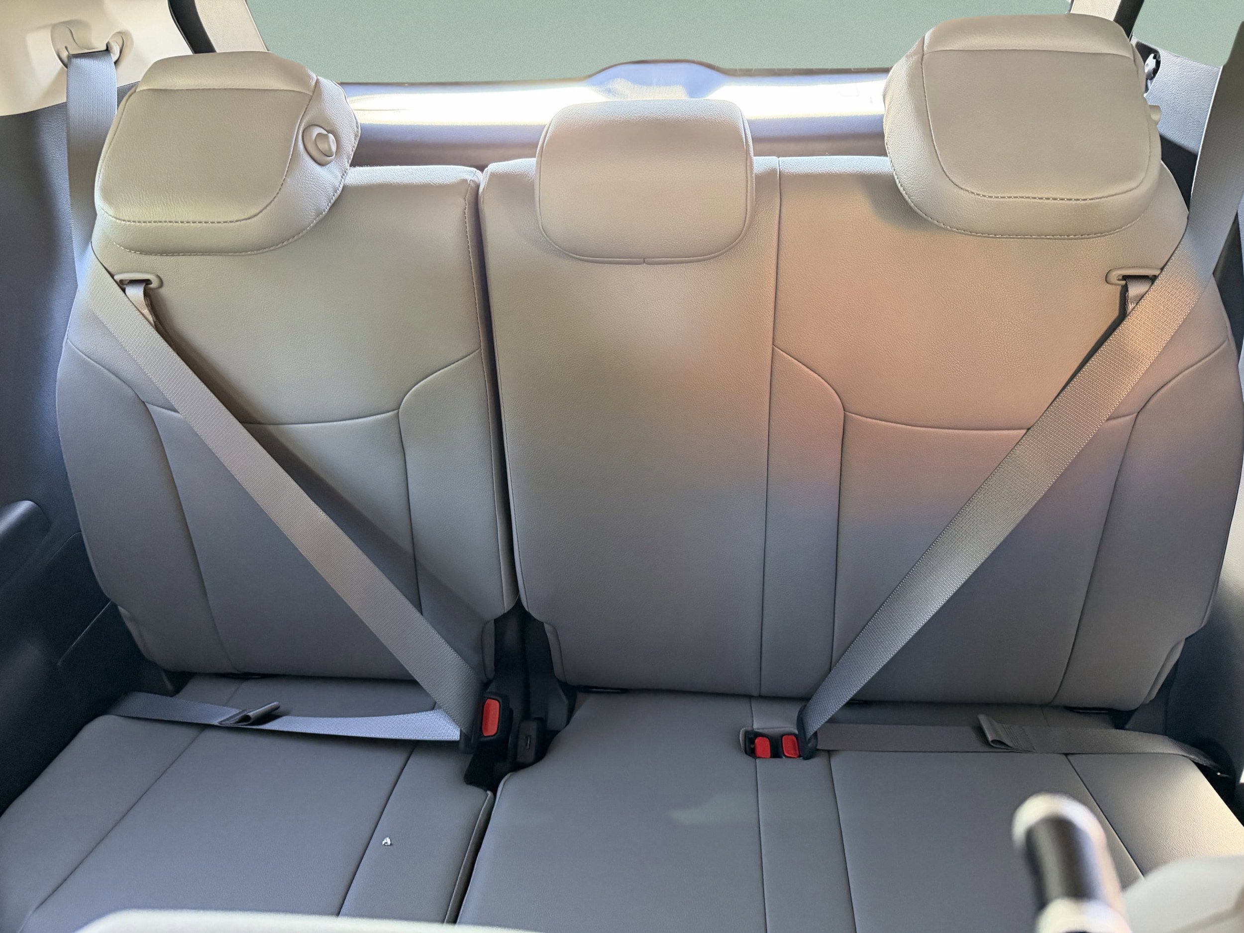 Certified 2025 Toyota Sienna XLE FWD image 29