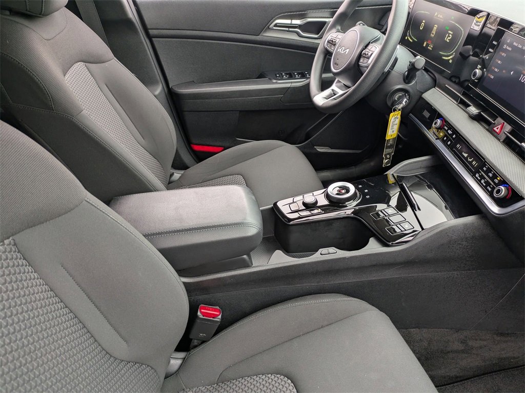 Used 2023 Kia Sportage LX image 33