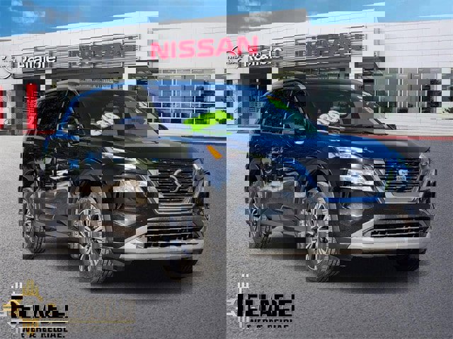 Used 2021 Nissan Rogue SV w/ Premium Package