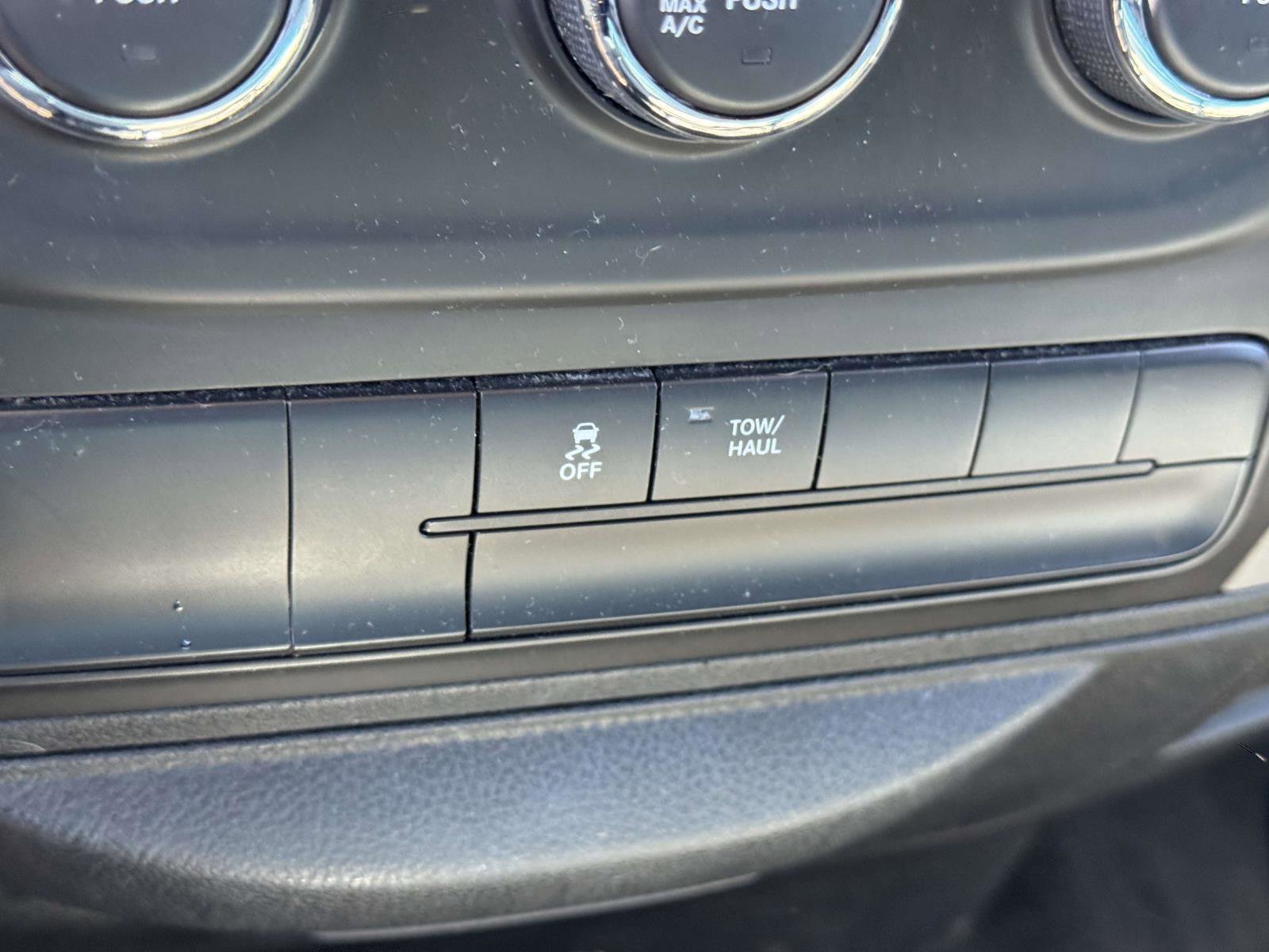 Used 2014 RAM 1500 Express w/ Black Ram 1500 Express Group image 27