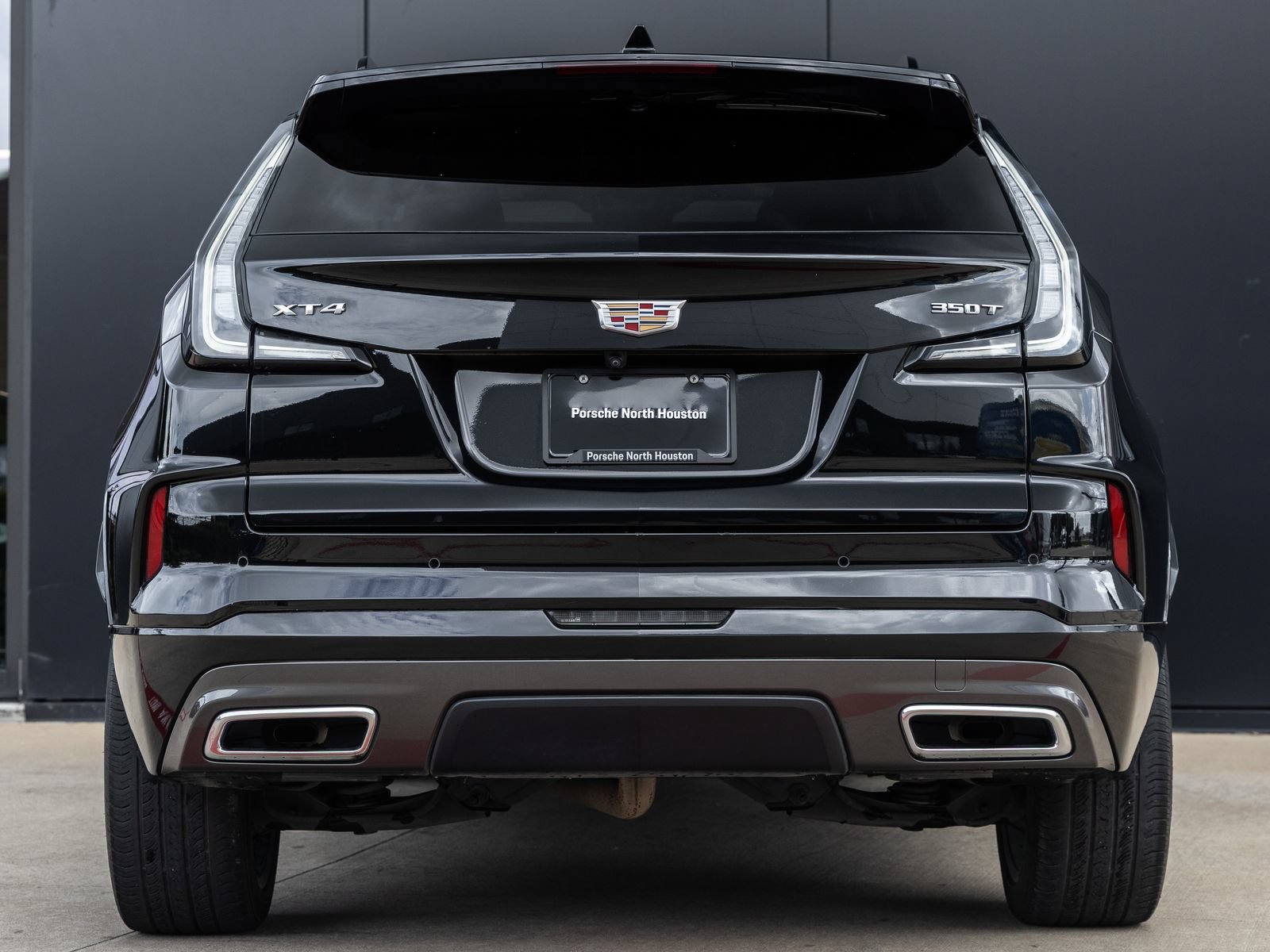Used 2024 Cadillac XT4 Sport FWD image 7