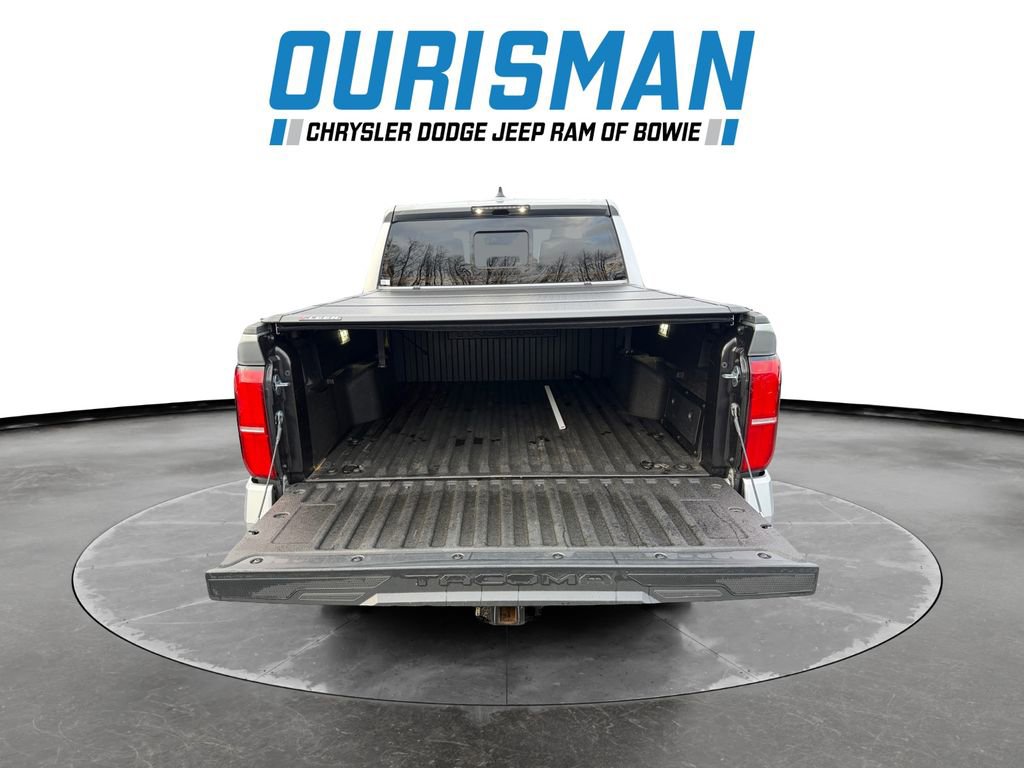 Used 2025 Toyota Tacoma TRD Off-Road image 24