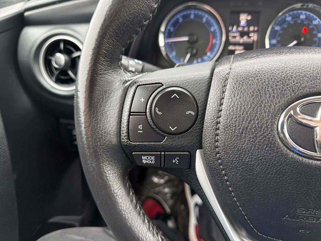 Used 2017 Toyota Corolla SE image 21