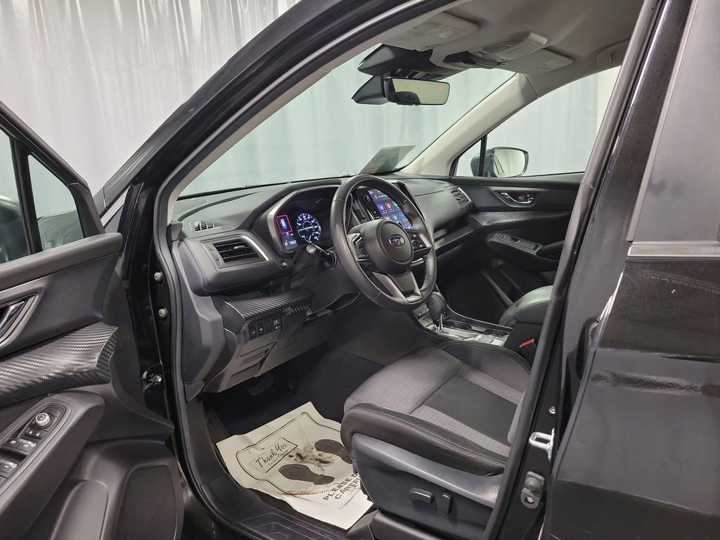 Used 2024 Subaru Ascent Premium w/ Convenience Package image 12