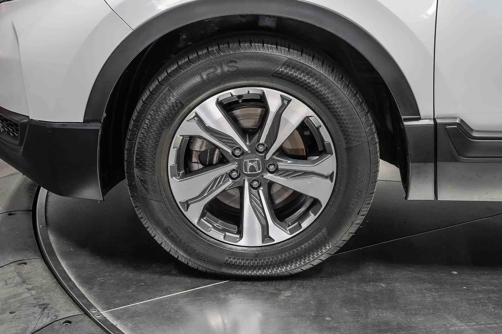 Used 2019 Honda CR-V LX image 9