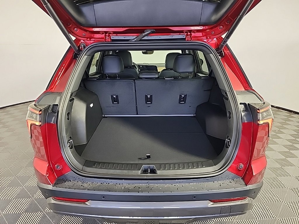 New 2026 Chevrolet Equinox ACTIV w/ Convenience Package III image 12