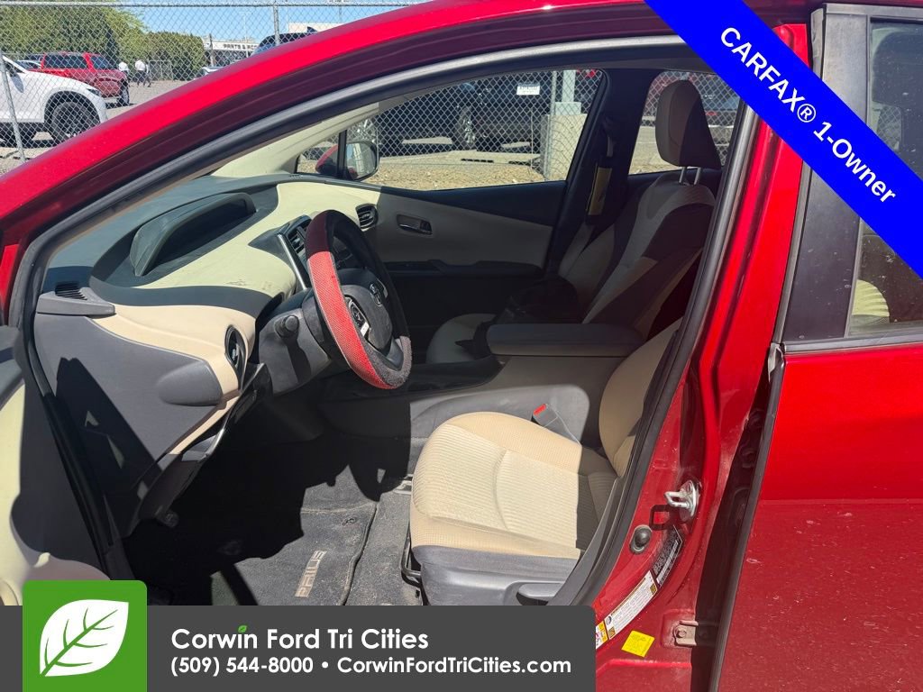 Used 2016 Toyota Prius Two FWD image 13