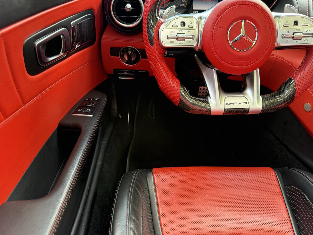 Used 2018 Mercedes-Benz AMG GT C image 16