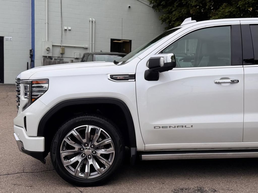 Used 2023 GMC Sierra 1500 Denali AWD/4WD image 10