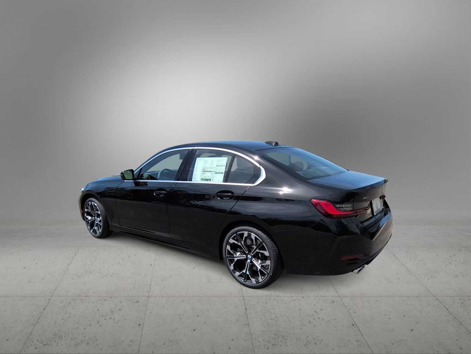 Used 2026 BMW 330i xDrive Sedan w/ Premium Package AWD/4WD image 6