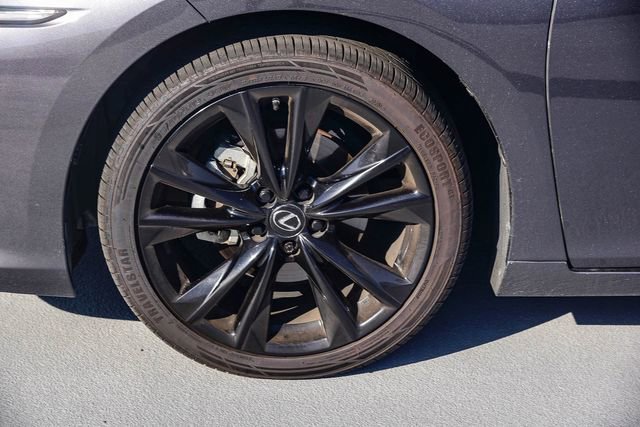 Used 2023 Lexus ES 350 F Sport w/ Accessory Package (Z2) image 14