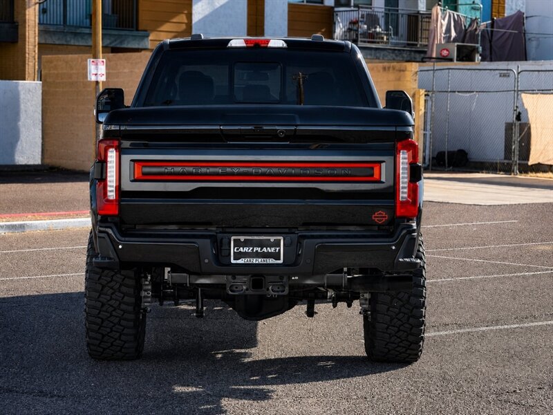 Used 2023 Ford F250 Lariat w/ Lariat Ultimate Package AWD/4WD image 5