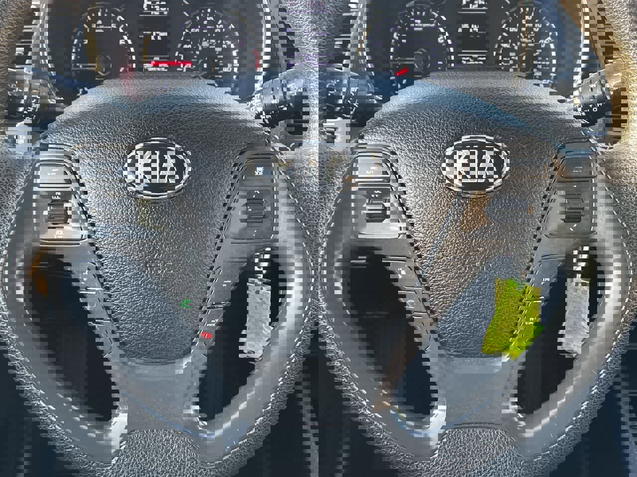 Used 2017 Kia Forte LX image 10