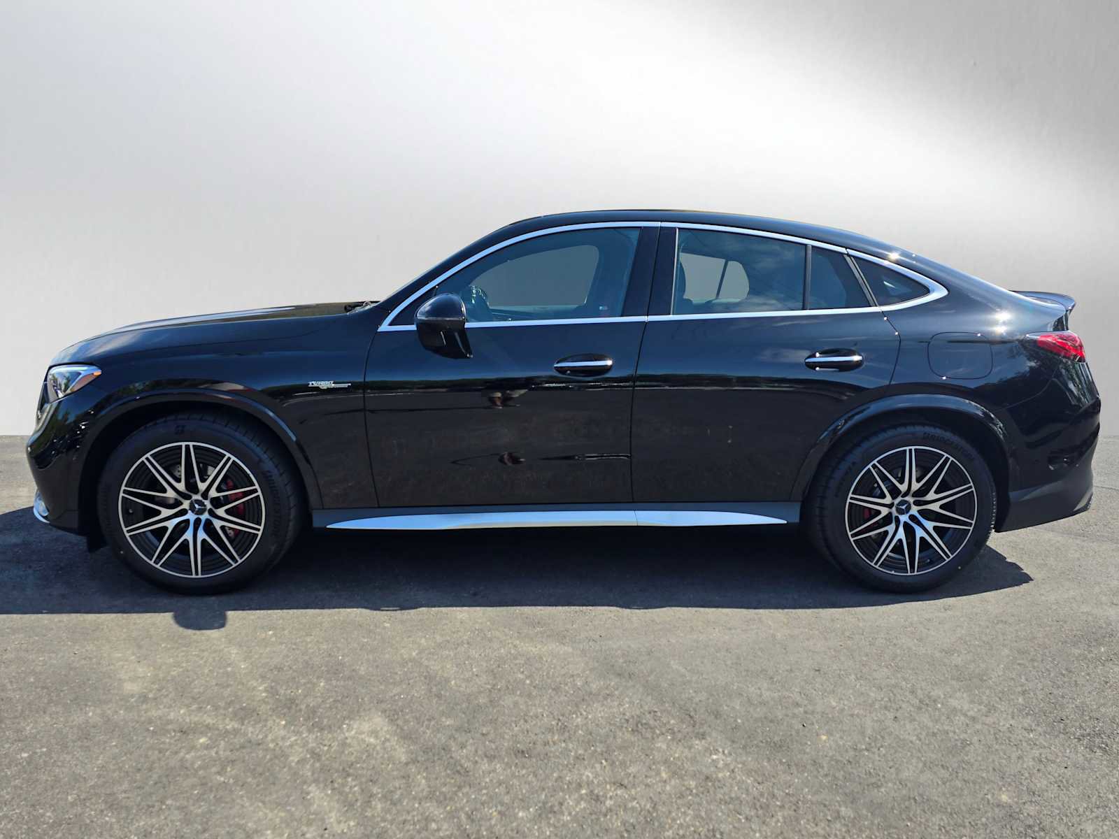 New 2025 Mercedes-Benz GLC 63 AMG S image 4