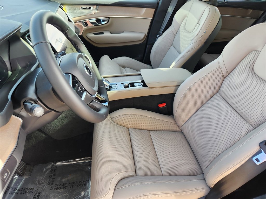 New 2026 Volvo XC90 B6 Ultra w/ Lounge Package image 6