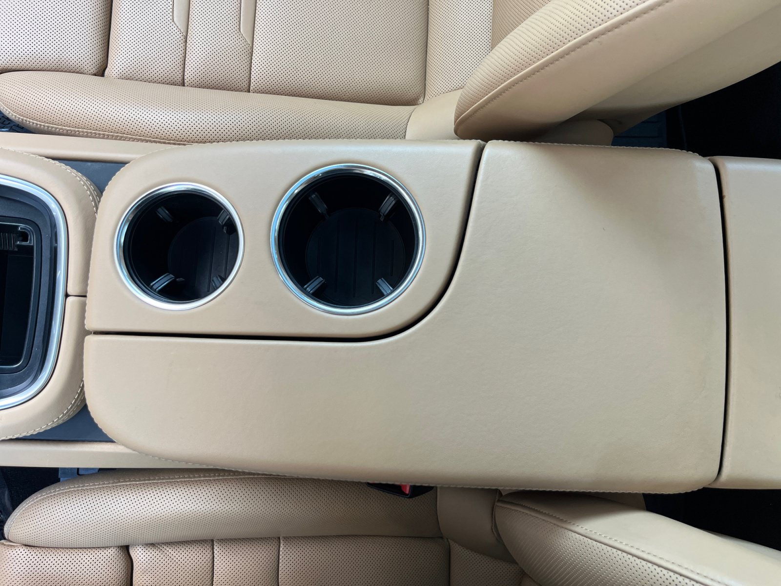 Used 2023 Porsche Panamera 4 AWD/4WD image 15