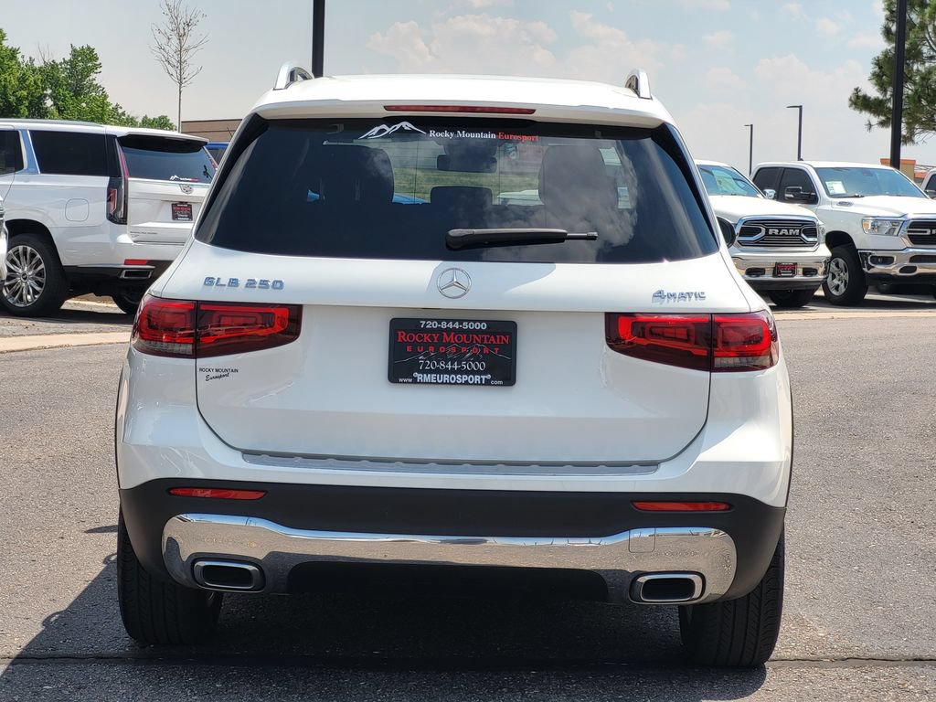 Used 2022 Mercedes-Benz GLB 250 4MATIC w/ Premium Package Lite image 5