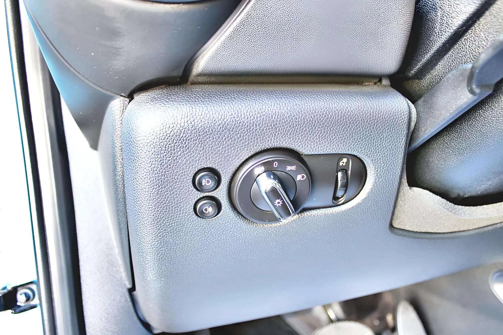 Used 2016 MINI Cooper S FWD image 18
