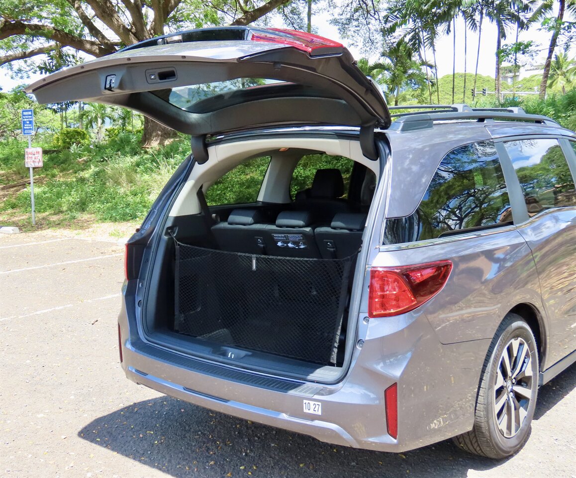 Used 2026 Honda Odyssey EX-L image 12