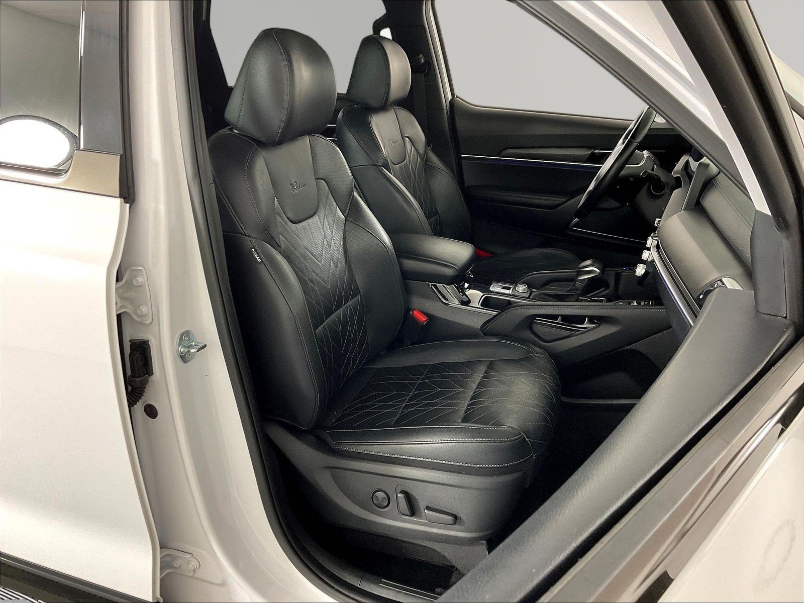 Used 2024 Kia Telluride SX X-Line AWD/4WD image 30