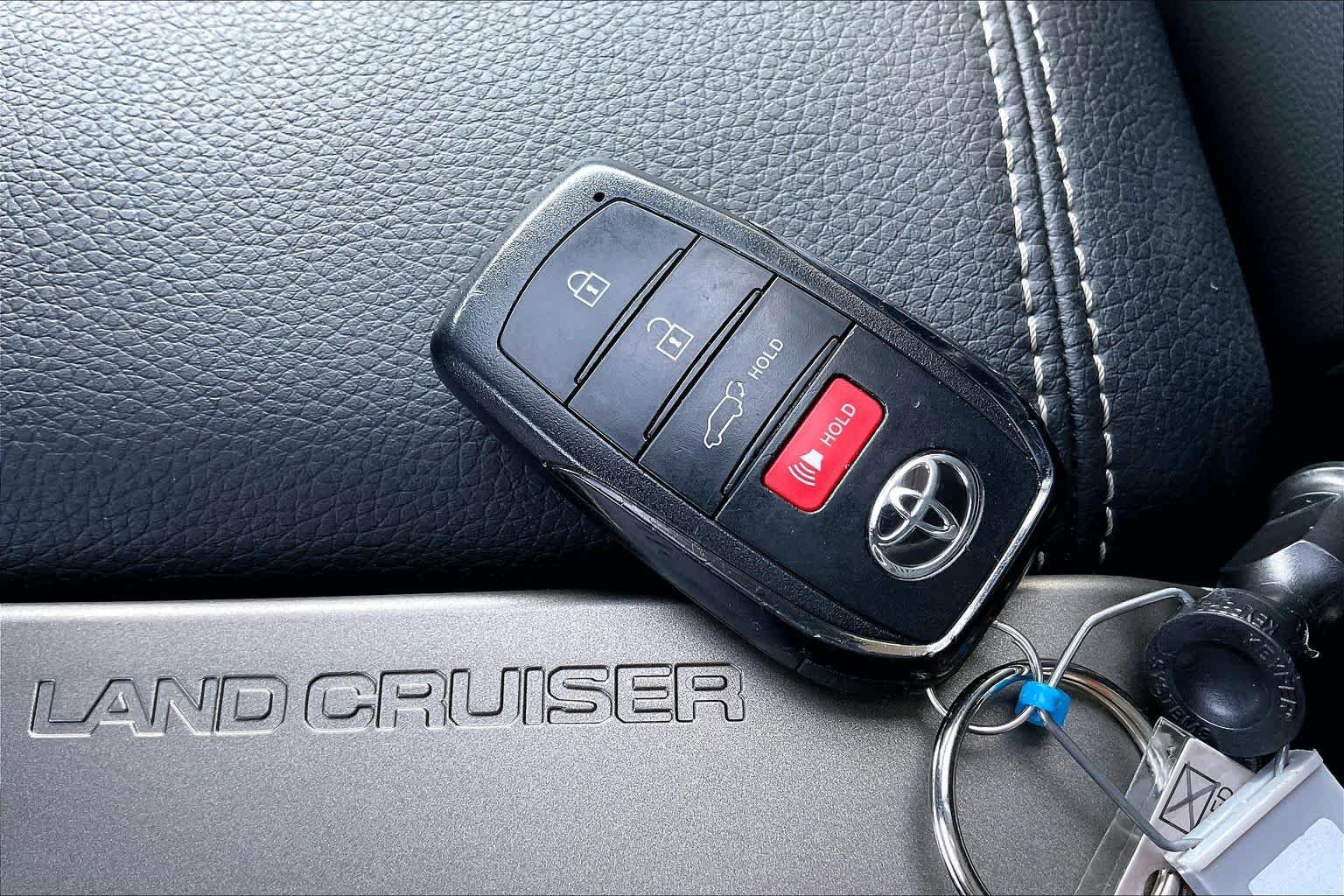 Used 2025 Toyota Land Cruiser w/ Premium Package AWD/4WD image 29