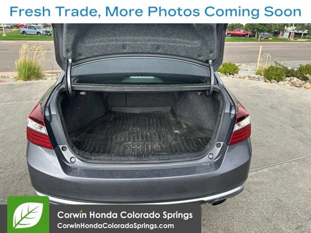Used 2016 Honda Accord Sport image 9