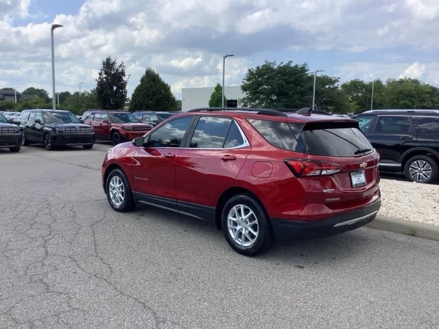 Used 2024 Chevrolet Equinox LT FWD image 3