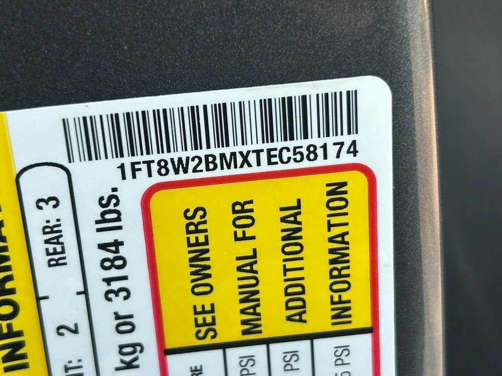 New 2026 Ford F250 Lariat w/ Black Appearance Package AWD/4WD image 45