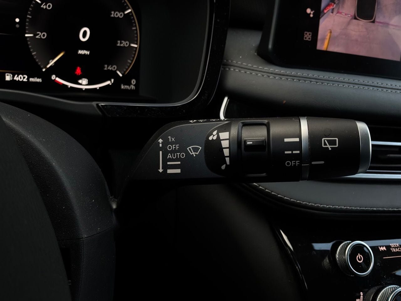 Used 2026 INFINITI QX60 Luxe FWD image 45